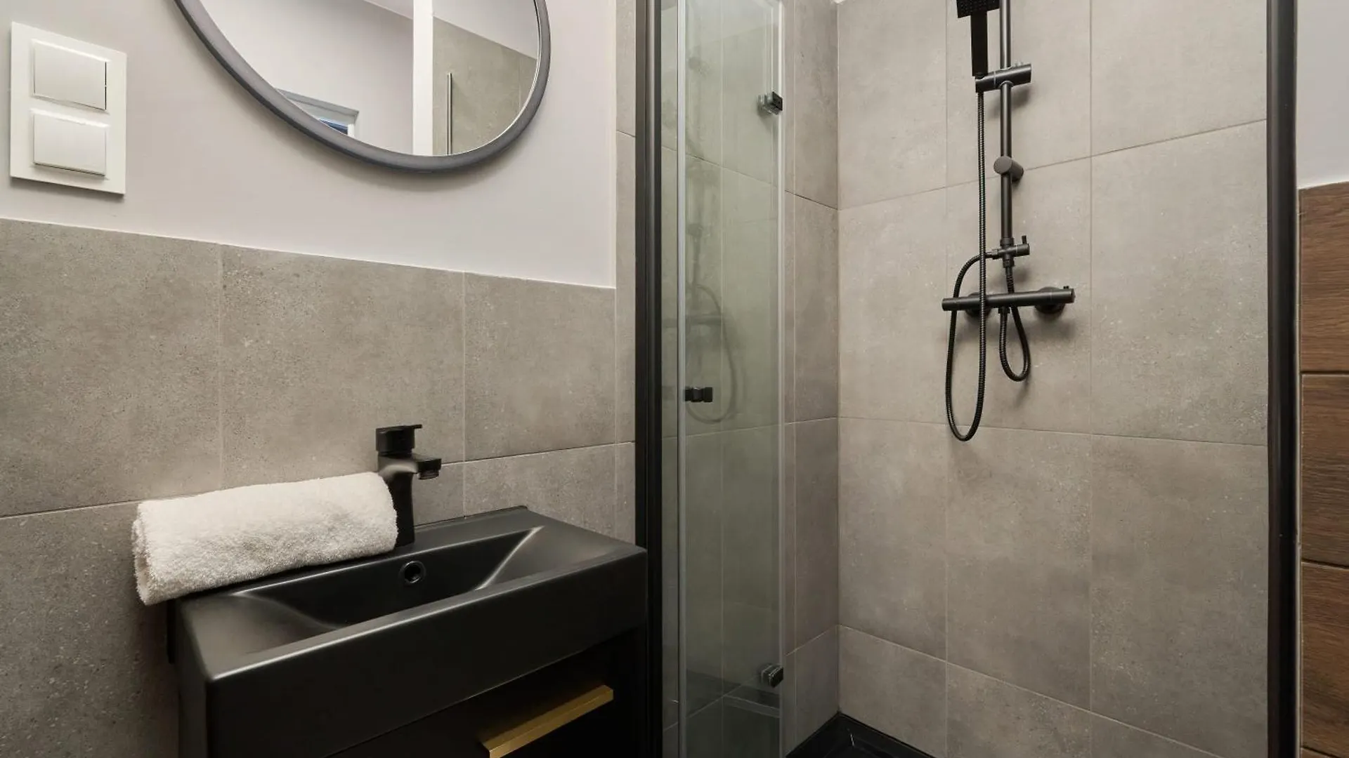 Apartment Rent Like Home - Spacious Studio With Balcony Slonimskiego 2 Wroclaw Poland